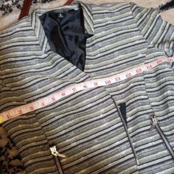 3/$20 MOSSIMO|Size 2 Metallic Tweed Blazer - Picture 7 of 7